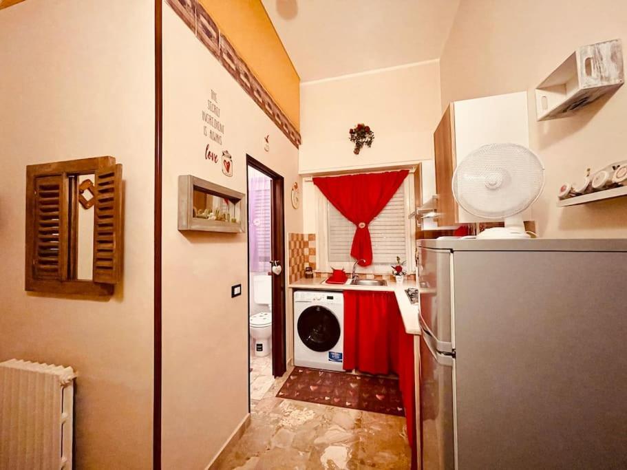 La Casa Di Eva Apartment Palermo Bagian luar foto