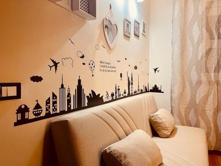 La Casa Di Eva Apartment Palermo Bagian luar foto