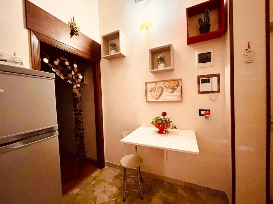 La Casa Di Eva Apartment Palermo Bagian luar foto