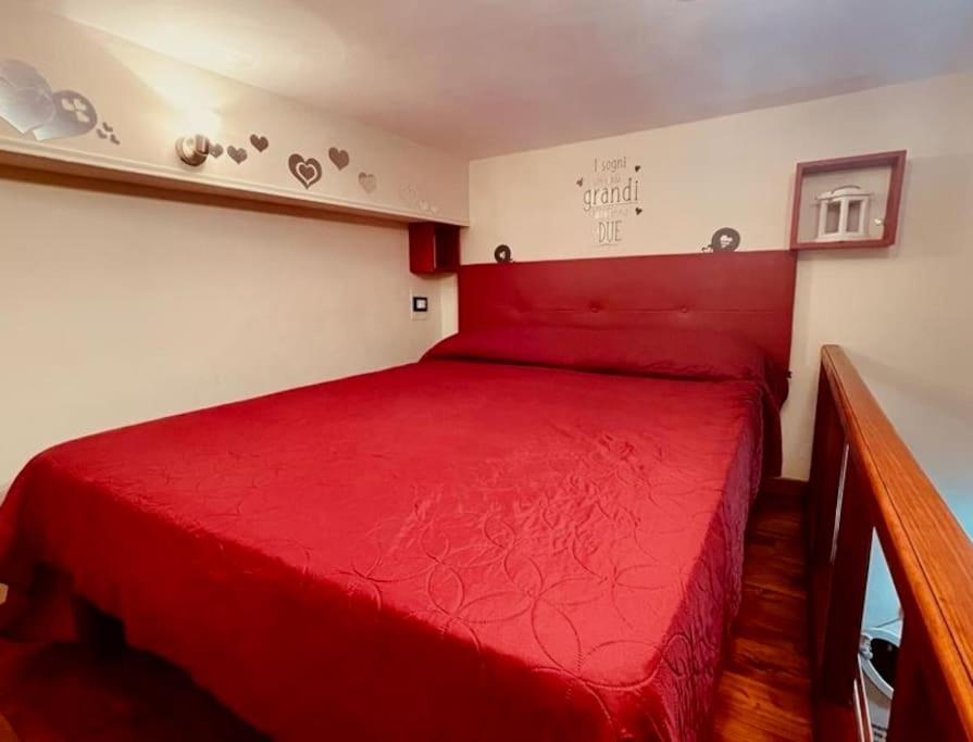 La Casa Di Eva Apartment Palermo Bagian luar foto